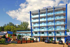 Hotel Dixon so vstupom do bazéna a vírivky zdarma - free entrance to pool and jacuzzi included